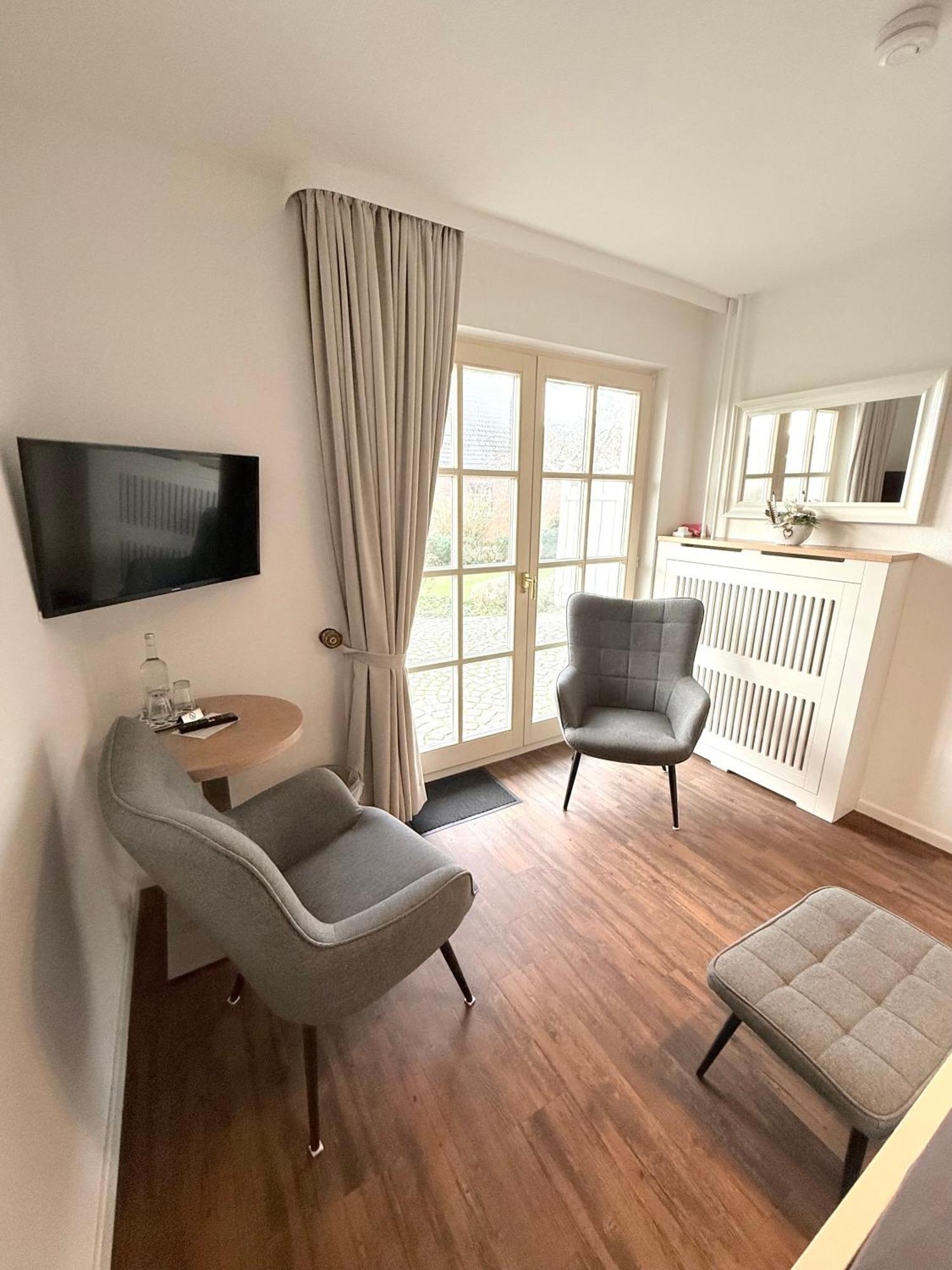 Hotel Garni Seeluft Buesum Exterior photo